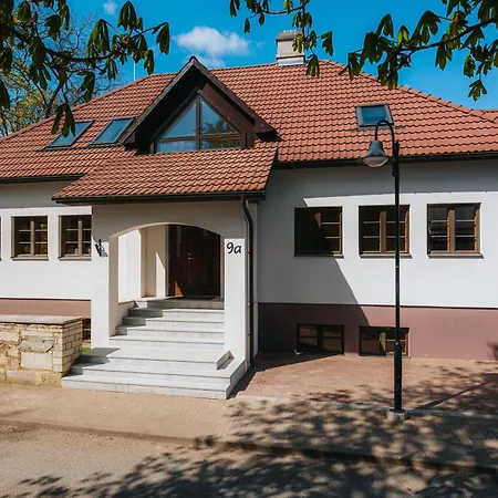 Komandandi Smart Center Kuressaare