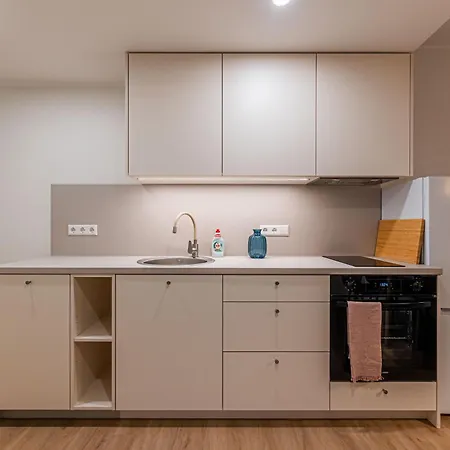 Apartament Komandandi Smart Center *