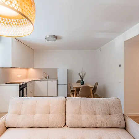 Komandandi Smart Center * Курессааре