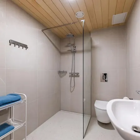 Komandandi Smart Center Апартаменты *