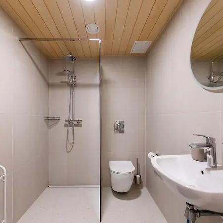 Komandandi Smart Center