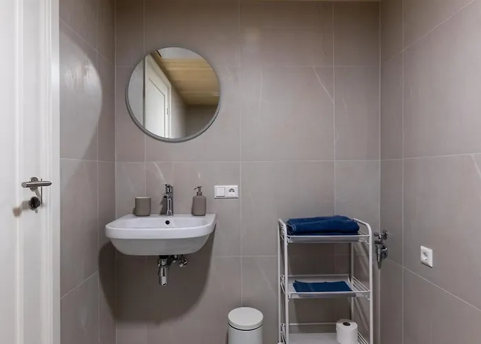 Komandandi Smart Center * كوريسارِ