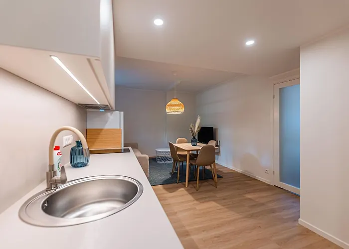 Komandandi Smart Center