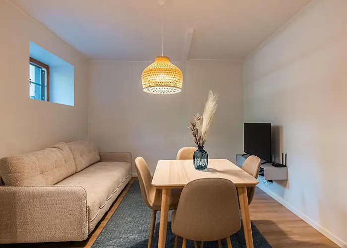 Komandandi Smart Center *